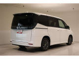 ★★★トヨタ認定中古車★★★ 1年間走行距離無制限の「ロングラン保証」が付いています。全国約5,000ヶ所のトヨタのお店で保証修理可能です。お出かけ先でも安心です。選べる延長保証もご用意しています。