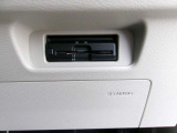 ETC車載器が付いています。ここも、あそこも、、最近はスマートインターチェンジも増えてきましたよね!最初から付いているので、お買い得^^