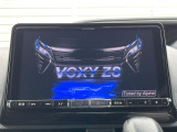 【BIG-Xナビ】人気の大画面BIG-Xナビを装備。専用設計で車内の雰囲気にマッチ!ナビ利用時のマップ表示は見やすく、テレビやDVDは臨場感がアップ!いつものドライブがグッと楽しくなります♪