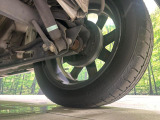 お車を安心してお乗りいただく為には、足回りの定期点検が欠かせません。サービスサポート(有償保証)では無料点検もご提供しており、安心のカーライフをお過ごしいただけるサポート体制が整っています。