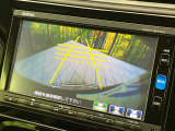 【バックカメラ】駐車時に後方がリアルタイム映像で確認できます。大型商業施設や立体駐車場での駐車時や、夜間のバック時に大活躍!運転スキルに関わらず、今や必須となった装備のひとつです!