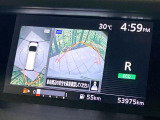 【アラウンドビューモニター】専用のカメラにより、上から見下ろしたような視点で360度クルマの周囲を確認することができます☆死角部分も確認しやすく、狭い場所での切り返しや駐車もスムーズに行えます。