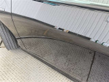 左フロントドアは修理されております。
