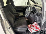 運転者にとっては日々使用することとなる運転席です。運転席が快適だと運転に集中することができますね。