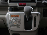オートエアコンですので、車内を快適な空間に出来ます♪