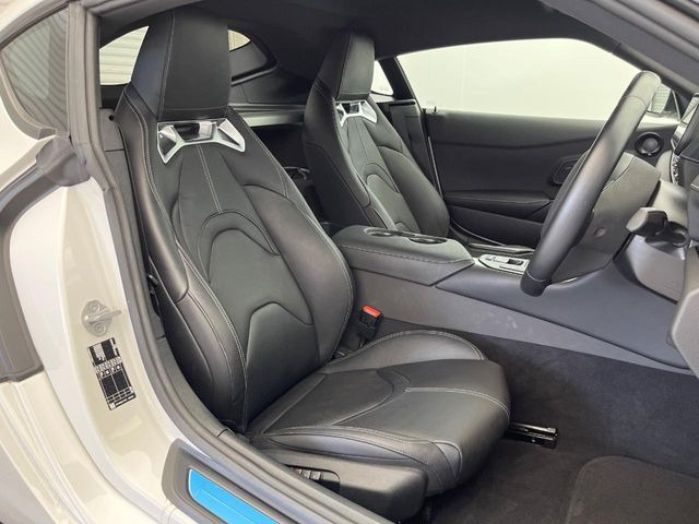 トヨタ スープラ 3.0 RZ の中古車詳細 (13,500km, ホワイトメタリック