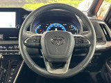 【純正革巻きステアリング】上質な革を使用することで、手にしっかり馴染みとても運転しやすいハンドルです♪