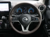 スタイリッシュなステアリング☆視認性の良いファインビジョンメーター☆運転をサポートするさまざまな情報をお知らせしてくれるカラーディスプレイ☆
