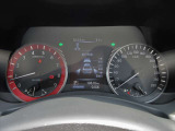NISMO専用ファインビジョンメーター(280km/hスケールメーター、レッドリング、NISMOロゴ入り)