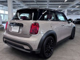 MINI自動車保険をご存知でしょか?万が一の事故の際、当社とMINI保険を引受している国内大手損保会社と連携して迅速に対応いたします。長期保険もお取り扱いしております。是非お話させてください。