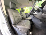 運転席シート廻りは使用感も少なく、良好な状態となっています。丁寧に使われていたことがよくわかりますね。