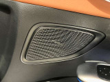 メルセデス・ベンツの定める厳しい基準をクリアしたお車のみをご案内させて頂きます。納車前整備はメーカー規定に基づき100項目以上にも及ぶ点検を熟練のメカニックによって行いご納車させて頂きます。