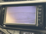 【バックモニター】後ろのカメラの映像をモニターに映し出すことができます!後方の見えない死角や、障害物との距離感をしっかり確認することができます!駐車が苦手な方におすすめです。