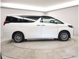 私たちは「喜んでいただける」お車を目指しています。中古車なんて「値段は安いけど&hellip;」あんしんして乗れるのかな〜なんて不安になるお客様も多いと思います。不安を解決し、いいお車選びしてください!