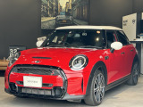 【MINI正規ディーラーMINI NEXT福岡東】弊社車輌をご覧頂き、誠にありがとうございます♪車輌価格には保証料金も含まれております。安心してご検討下さい! ※定休日 第二・第三火曜日と毎週水曜日