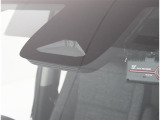 TOYOTA SAFETY SENSEは道路状況、車両状態、天候状態及びドライバーの操作状況などによっては、作動しない場所があります。あくまで運転補助機能です。