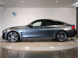 【拘りのFR】BMWが多く採用するFR車。ダイレクトでスポーティな加速感・シャープなハンドリングを実現。縦置きエンジンレイアウトにより、フラットで上質な乗り味です。