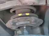 お車を安心してお乗りいただく為には、足回りの定期点検が欠かせません。日産サービスプログラム(有償)では半年ごとの点検をさせていただきます。
