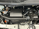 技術が詰まったエンジンルームもご覧の通りピカピカにクリーニング済みです。