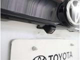 バックカメラが付いているので後方確認が非常にしやすいです。今や運転初心者も熟練者も必須装備!ついていて損はないですね♪
