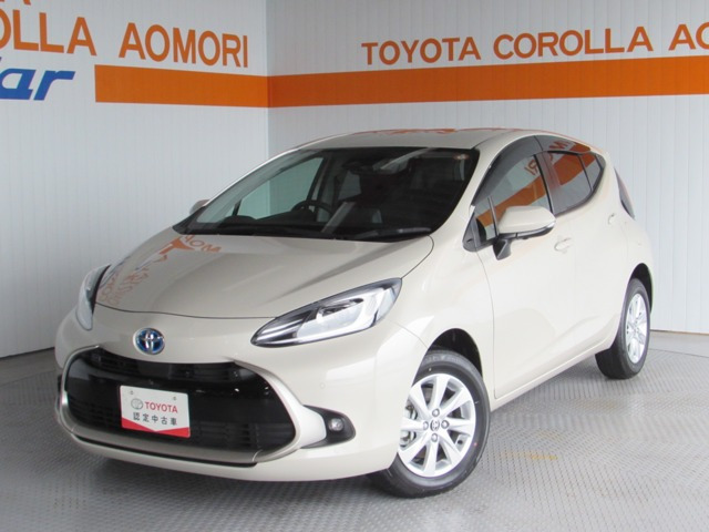 アクア  1.5 Z E-Four 4WD