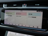 【Touch Pro】タッチスクリーンのナビゲーションも優れた操作性と機能性を誇っております。Bluetooth等のメディアに対応しております。
