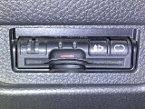 【ETC車載器】カードを挿すだけでゲートをスルー。利用には車両情報を登録する「セットアップ」が別途必要です