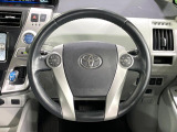 【純正革巻きステアリング】上質な革を使用することで、手にしっかり馴染みとても運転しやすいハンドルです♪