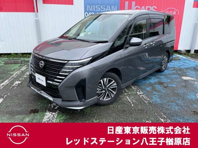 セレナ 1.4 e-POWER ハイウェイスターV 