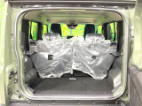 普段のお買い物や通勤、送迎等に十分な荷室スペースを確保しております。セカンドシートを倒すと、大きな荷物の積載も可能です♪
