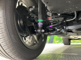 お車を安心してお乗りいただく為には、足回りの定期点検が欠かせません。サービスサポート(有償保証)では無料点検もご提供しており、安心のカーライフをお過ごしいただけるサポート体制が整っています。
