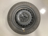 当社にてデモ走行時に装着していたワンシーズン使用の中古スタットレスタイヤ+ホイール4本セットを用意致しました。(2025年製、タイヤ+ホイールは現状渡し、保証対象外です)