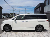 女性にも安心してお乗りいただけるよう、車内の清掃には特にこだわり、メーカー販売時の状態に近づける為に妥協は致しません!!
