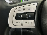 ステアリングリモコンは、運転中でも簡単に音量調整やチャンネル変更もできます!わき見運転防止にもつながるので安心です♪