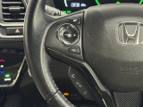 【ステアリングスイッチ】ナビやオーディオなどの操作の際、ハンドルや前方から手や目線を離さないで操作が可能。