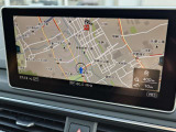 ●MMIナビゲーション『高解像度カラーディスプレイに、Bluetooth(R)接続によるハンズフリー通話機能を搭載しています。』