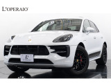 走行距離は2万km未満とコンディションも良好な一台です。オプションのパノラマルーフシステムやBOSEサラウンドサウンドシステムを装備しており、快適かつ上質なドライブをお楽しみいただけます。