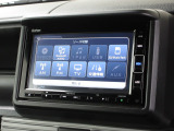 ナビゲーションは純正メモリーナビ(VXM-224VFi)を装着しております。AM、FM、CD、DVD再生、Bluetooth、音楽録音再生、フルセグTVがご使用いただけます。