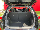 広々、ラゲッジルームで大きなお荷物も楽々載せる事が出来ます。