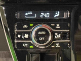 車内空調は&rdquo;AUTOエアコン&rdquo;にお任せ。運転に集中出来ますよ!