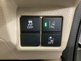 衝突の危険がある時に警告してくれる衝突軽減ブレーキ。車線を外れそうな時に警告し、ステアリング制御してくれる路外逸脱制御機能搭載!