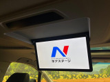【フリップダウンモニター】大画面モニターで後席でもエンタメをお楽しみいただけます。小さなお子様にも大人気の装備です♪