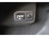 便利な家庭用電源(100Vコンセント)も装備しています。