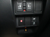 今では必需品となったETC車載器付いてます。使い勝手の良い両側電動スライドドア仕様です。