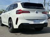 BMWを熟知したメカニックによる100項目の点検・整備を行います。不具合箇所、交換時期に達している部品に関しましては、全て当社負担で交換してからのご納車となります。