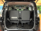 普段のお買い物や通勤、送迎等に十分な荷室スペースを確保しております。セカンドシートを倒すと、大きな荷物の積載も可能です♪
