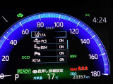 安全運転を支援する機能が付いてます。詳しくは店舗スタッフまでお尋ね下さい。