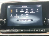 HDMI端子に専用ケーブルを差し込むとナビで動画を楽しめます★