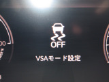 レーダーを照射しカメラで前走車等を検知し衝突の回避・軽減を図るホンダセンシングとVSA(車両挙動安定化制御システム)走る・曲がる・止まるの全領域で安定性を確保するためのシステム装備。安心ですね!