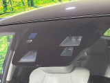 【スマートブレーキサポート】走行中に前方の車両等を認識し、衝突しそうな時は警報とブレーキで衝突回避と被害軽減をアシスト。より安全にドライブをお楽しみいただけます。